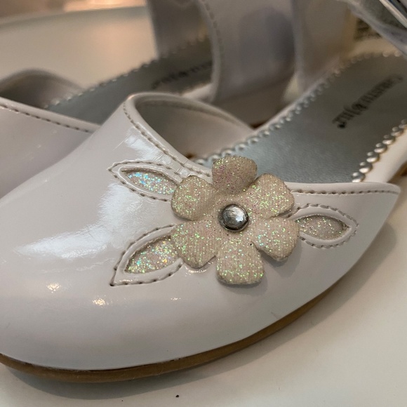 Christi & Jill Lil Heaven Toddler Dress Shoes White Mary Jane Sparkle 9 Girls - Picture 6 of 6